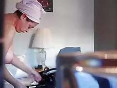 Tía nude escondidos cam